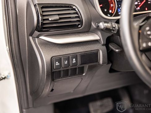 Used 2022 Mitsubishi Eclipse Cross SE FWD image 18