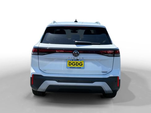 New 2026 Volkswagen Tiguan SE AWD/4WD image 4