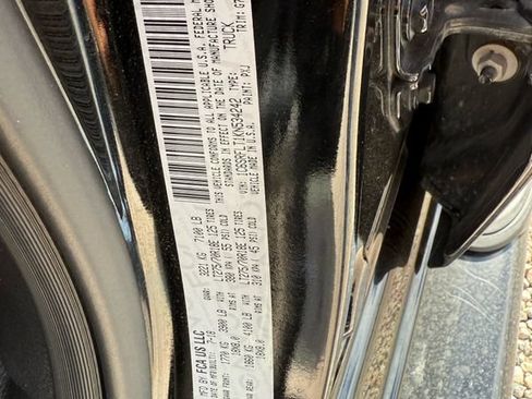 Used 2019 RAM 1500 Rebel w/ Rebel Level 2 Equipment Group AWD/4WD image 39