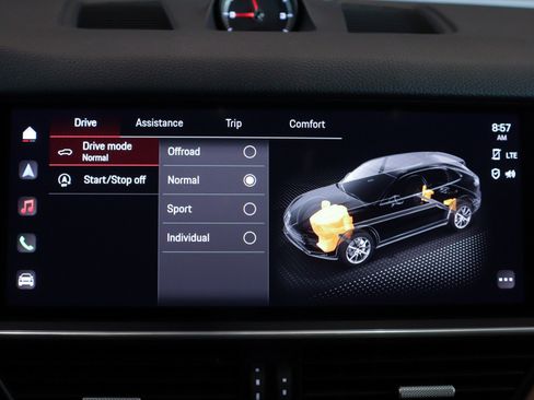 Certified 2023 Porsche Cayenne image 19