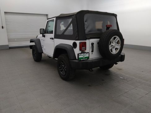 Used 2016 Jeep Wrangler Sport w/ Connectivity Group AWD/4WD image 5