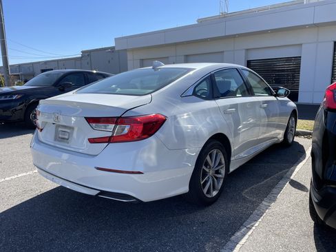 Used 2021 Honda Accord LX image 9