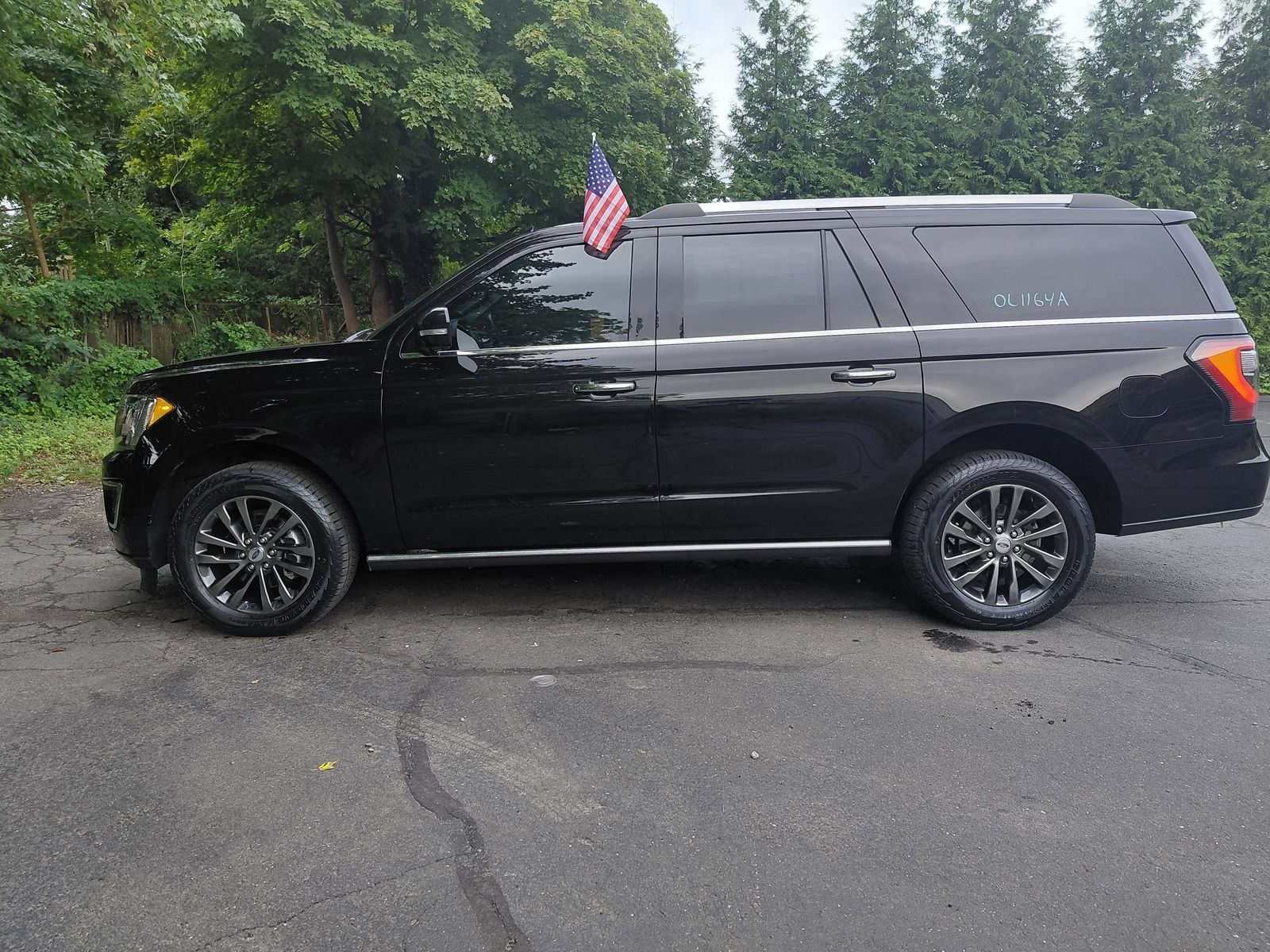 Used 2019 Ford Expedition Max Limited w/ Equipment Group 301A AWD/4WD image 34