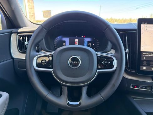 Used 2026 Volvo XC60 B5 Plus AWD/4WD image 11
