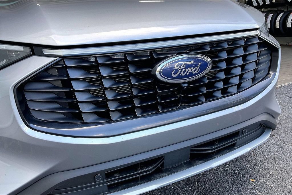Used 2024 Ford Escape Platinum AWD/4WD image 26