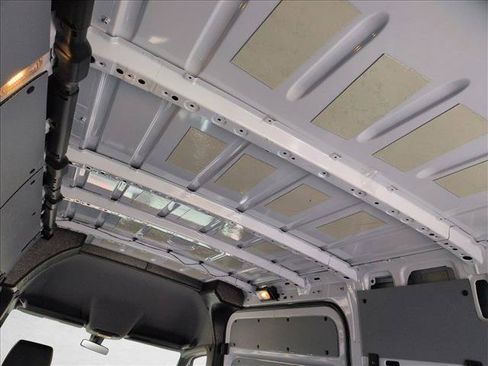 Used 2025 Mercedes-Benz Sprinter 2500 image 16