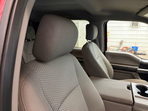 Used 2018 Ford F150 XLT w/ Equipment Group 302A Luxury AWD/4WD image 26