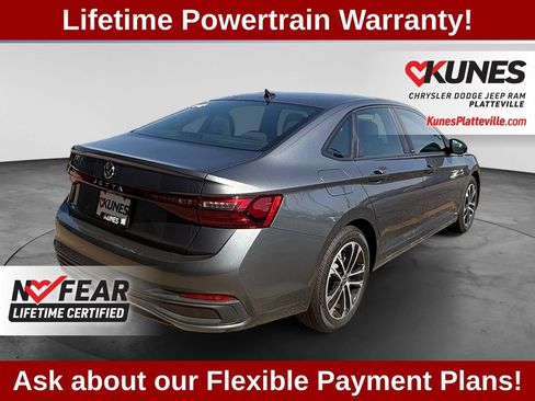 Used 2025 Volkswagen Jetta Sport FWD image 8