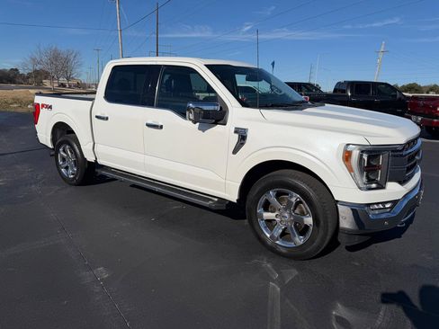 Used 2021 Ford F150 Lariat w/ Equipment Group 502A High AWD/4WD image 2