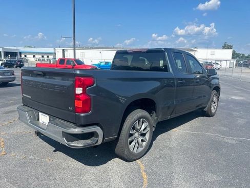 Used 2020 Chevrolet Silverado 1500 LT RWD image 4
