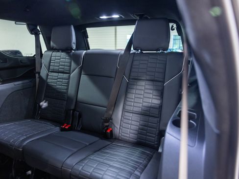 Used 2024 Cadillac Escalade V AWD/4WD image 37