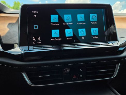Used 2024 Volkswagen Atlas SE FWD image 33