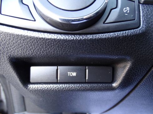 Used 2019 Ford Explorer AWD XLT w/ XLT Sport Appearance Package image 25