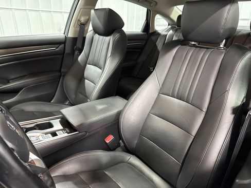 Used 2021 Honda Accord Touring image 22