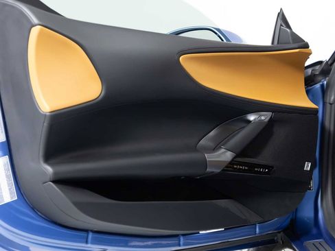 Used 2022 Ferrari SF90 Stradale image 23