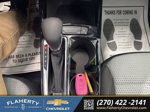 Used 2025 Chevrolet Trax LT w/ Driver Confidence Package image 26