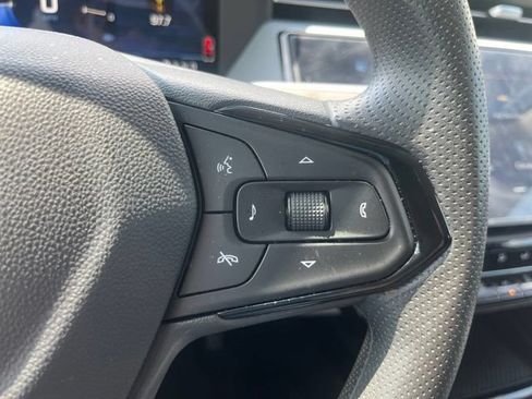 Used 2027 Chevrolet Bolt LT FWD image 30