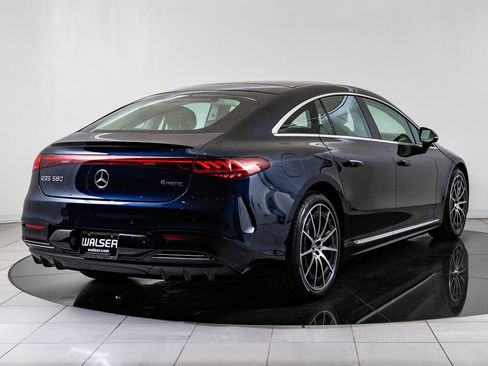 Certified 2023 Mercedes-Benz EQS 580 4MATIC Sedan image 10