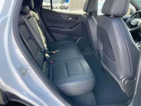 Used 2025 Chevrolet Equinox LT w/ Convenience Package II image 23