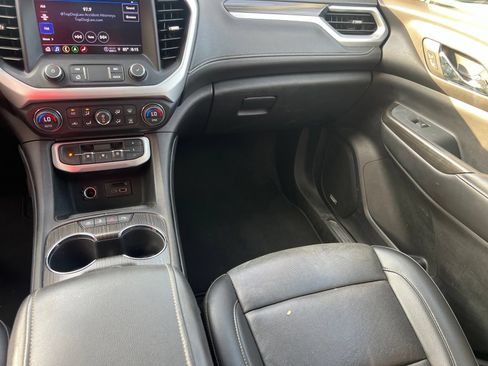Used 2023 GMC Acadia SLT AWD/4WD image 36