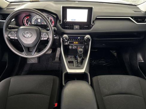 Used 2025 Toyota RAV4 XLE FWD image 13