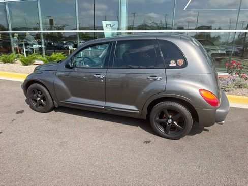 Used 2002 Chrysler PT Cruiser Limited FWD image 9