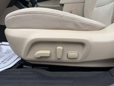 Used 2018 Subaru Outback 2.5i Premium AWD/4WD image 21