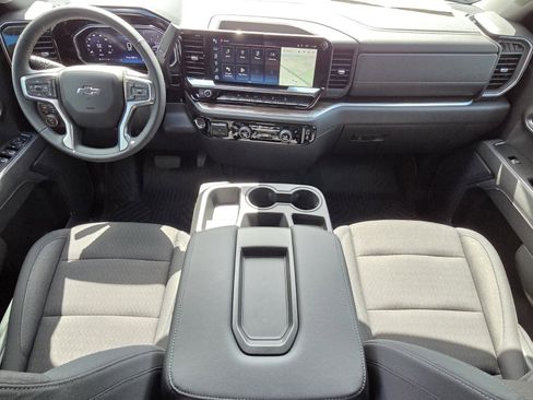 New 2026 Chevrolet Silverado 1500 LT Trail Boss w/ Dark Appearance Package AWD/4WD image 7