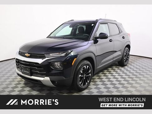 Used 2021 Chevrolet TrailBlazer LT w/ Convenience Package FWD image 1