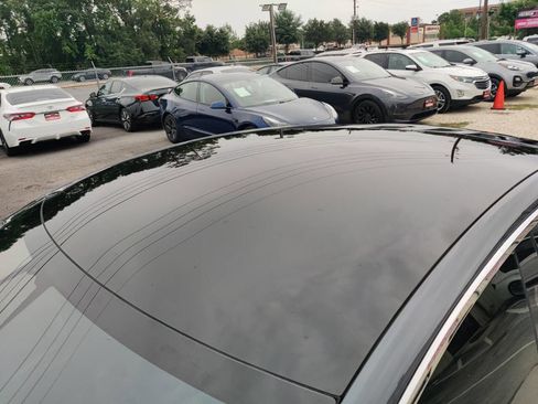 Used 2017 Tesla Model S 75 image 24