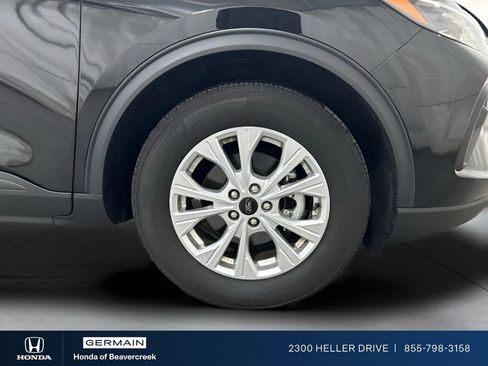 Used 2024 Ford Escape Active w/ Cold Weather Package FWD image 12