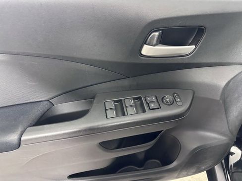 Used 2016 Honda CR-V LX image 19