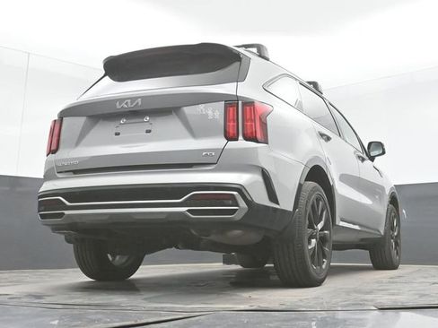 Used 2023 Kia Sorento SX AWD/4WD image 31