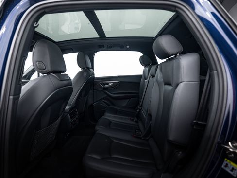 Used 2020 Audi Q7 3.0T Prestige w/ Prestige Package image 19