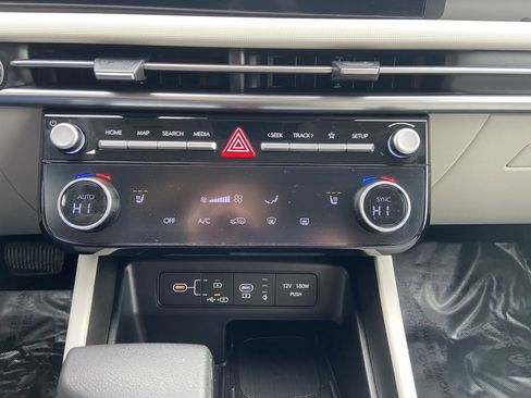 Used 2025 Hyundai Tucson SEL image 19