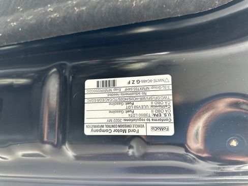 Used 2022 Ford Expedition XLT image 25