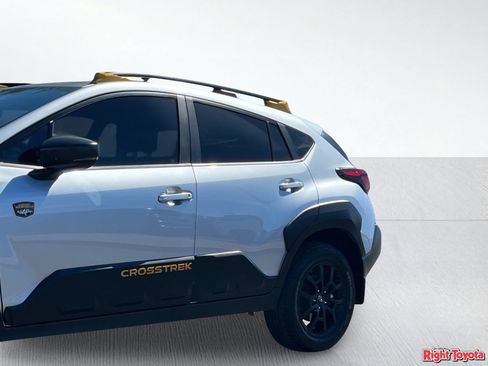 Used 2025 Subaru Crosstrek 2.5i Wilderness w/ Wilderness Package AWD/4WD image 9