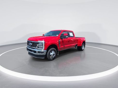 Used 2023 Ford F350 Lariat w/ Lariat Ultimate Package AWD/4WD image 4
