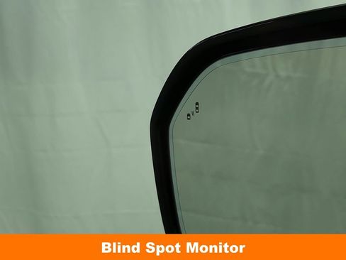 Used 2023 Ford Expedition Limited image 13