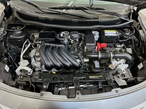 Used 2018 Nissan Versa SV FWD image 32