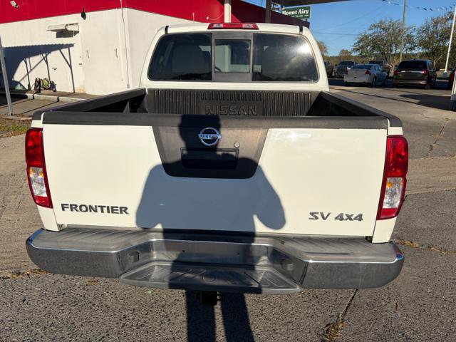 Used 2016 Nissan Frontier SV AWD/4WD image 3