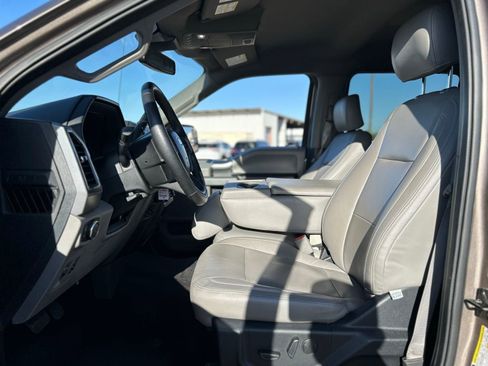 Used 2019 Ford F150 XLT w/ Equipment Group 302A Luxury RWD image 14