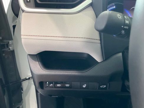 Used 2023 Toyota RAV4 XLE Premium AWD/4WD image 9