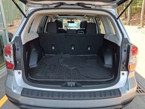 Used 2016 Subaru Forester 2.5i Premium w/ All-Weather Package AWD/4WD image 28