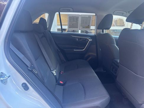 Used 2025 Toyota RAV4 LE image 37