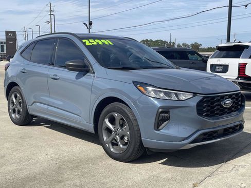 Used 2024 Ford Escape ST-Line w/ Cold Weather Package image 1