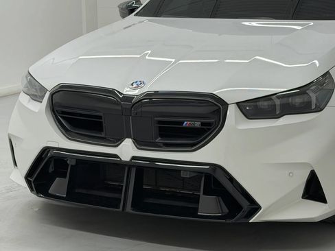 Used 2026 BMW M5 w/ Executive Package AWD/4WD image 44