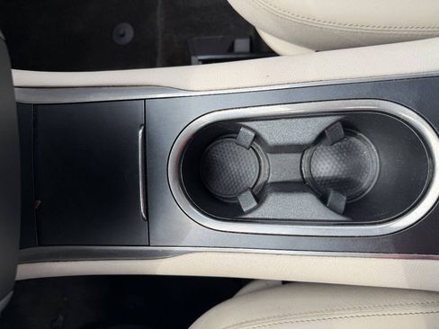 Used 2017 Lincoln MKC Reserve FWD image 26