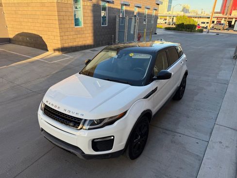 Used 2018 Land Rover Range Rover Evoque image 10