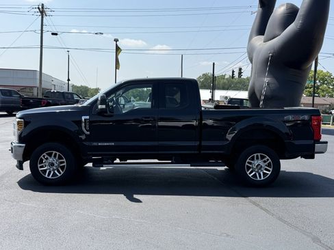 Used 2019 Ford F250 Lariat image 5